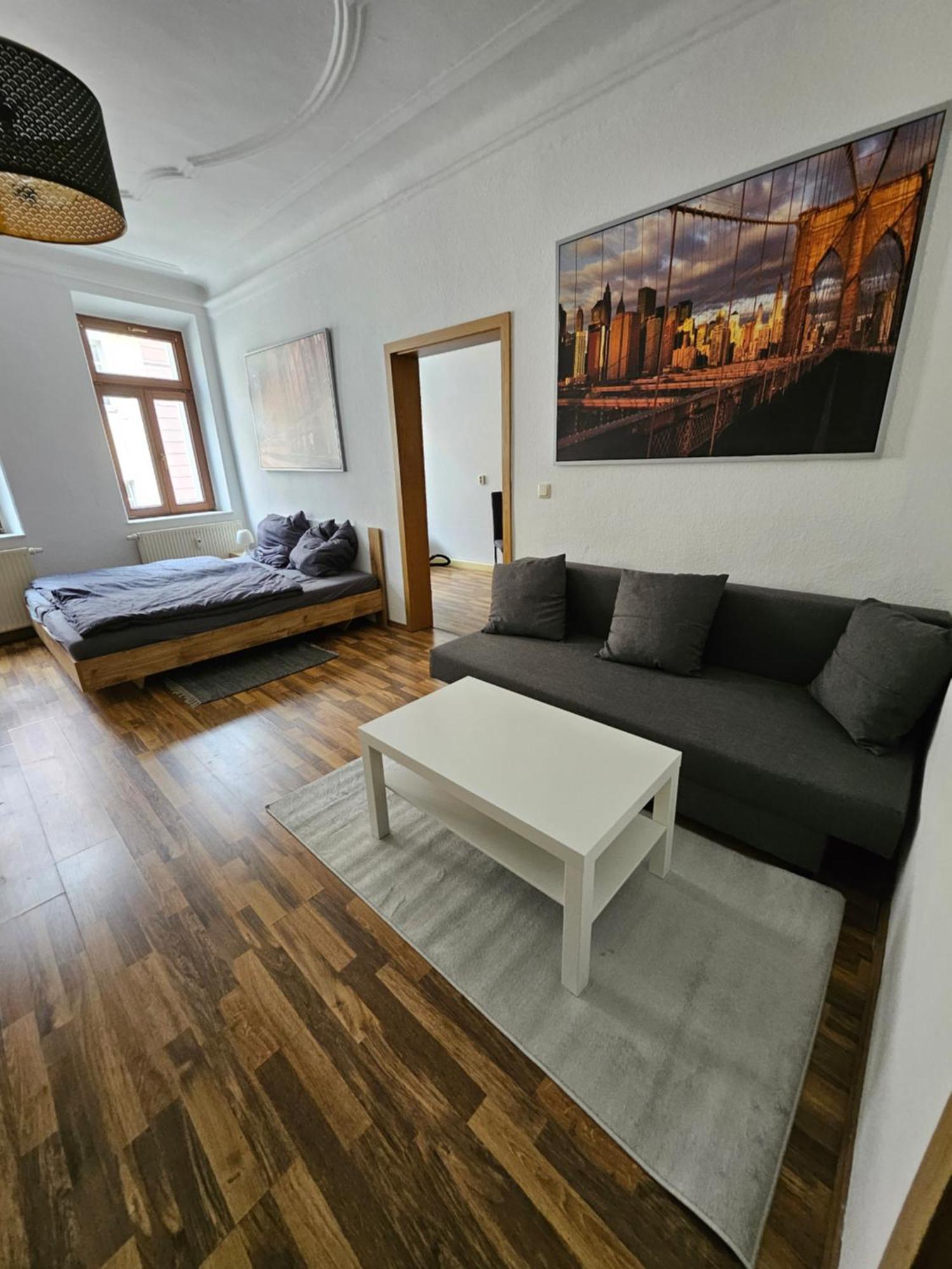 Ferienwohnung Apartment In Zittauer Stadtzentrum Innenstadt Innenring Top Lage - Wohnen Auf Zeit In Zittau - 1 Raum Wohnung エクステリア 写真