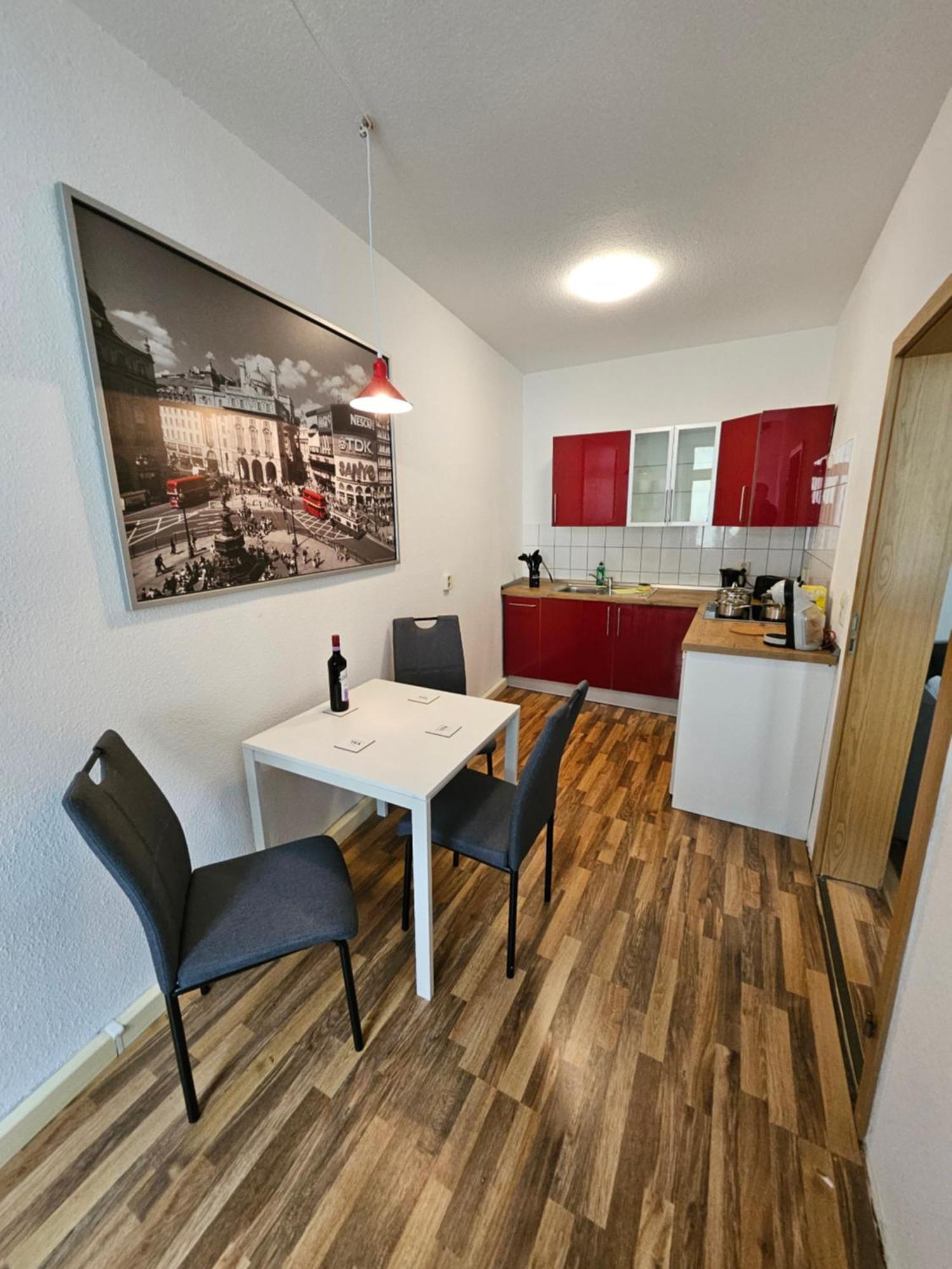 Ferienwohnung Apartment In Zittauer Stadtzentrum Innenstadt Innenring Top Lage - Wohnen Auf Zeit In Zittau - 1 Raum Wohnung エクステリア 写真