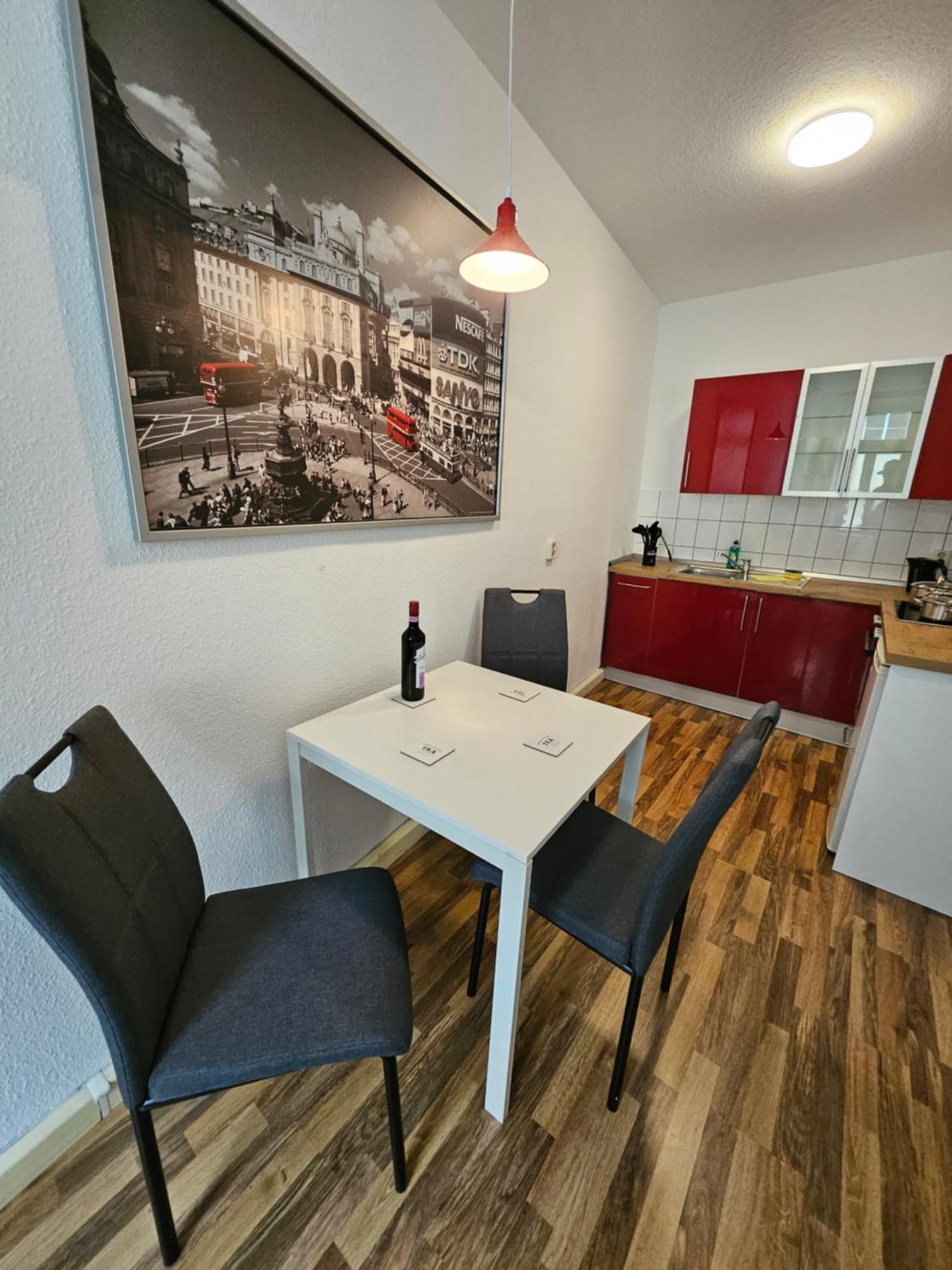 Ferienwohnung Apartment In Zittauer Stadtzentrum Innenstadt Innenring Top Lage - Wohnen Auf Zeit In Zittau - 1 Raum Wohnung エクステリア 写真